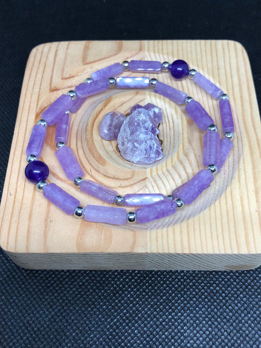 Bracelet amethiste et perle d'agate mauve