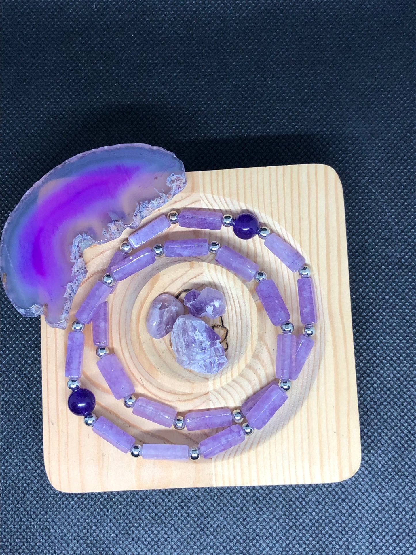 Bracelet amethiste et perle d'agate mauve